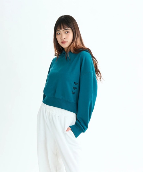 ROXY(ロキシー)の「TRIPLE HEARTS HOODIE/ロキシー速乾UVケアショート丈プルオーバーパーカー・フーディー(パーカー・レディース・グリーン/ホワイト/ブラック・LARGE/MEDIUM/SMALL)」の3枚目の写真