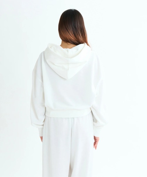 ROXY(ロキシー)の「TRIPLE HEARTS HOODIE/ロキシー速乾UVケアショート丈プルオーバーパーカー・フーディー(パーカー・レディース・グリーン/ホワイト/ブラック・LARGE/MEDIUM/SMALL)」の4枚目の写真