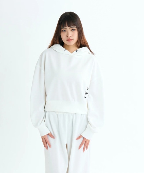 ROXY(ロキシー)の「TRIPLE HEARTS HOODIE/ロキシー速乾UVケアショート丈プルオーバーパーカー・フーディー(パーカー・レディース・グリーン/ホワイト/ブラック・LARGE/MEDIUM/SMALL)」の5枚目の写真