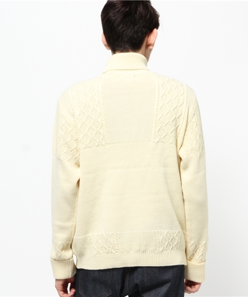 CIAOPANIC（チャオパニック）の「【Ciaopanic】　アラン編み替えタートルネック（ニット/セーター・メンズ・アイボリー/オリーブ・MEDIUM/LARGE）」の4枚目の写真
