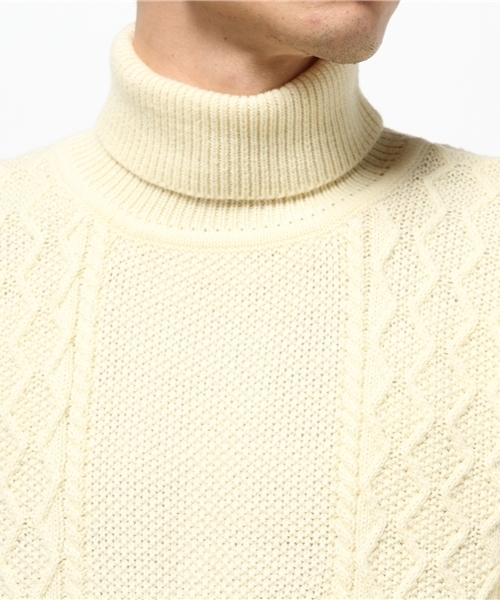 CIAOPANIC（チャオパニック）の「【Ciaopanic】　アラン編み替えタートルネック（ニット/セーター・メンズ・アイボリー/オリーブ・MEDIUM/LARGE）」の5枚目の写真