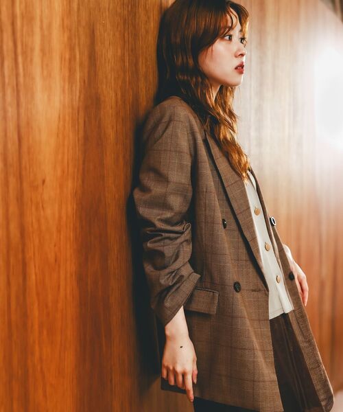 le.coeur blanc(ルクールブラン)の「グレンチェックダブルブレストジャケット(その他アウター・レディース・ブラウン系その他2/ブルー系その他4・38)」の1枚目の写真