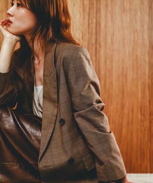 le.coeur blanc(ルクールブラン)の「グレンチェックダブルブレストジャケット(その他アウター・レディース・ブラウン系その他2/ブルー系その他4・38)」の5枚目の写真