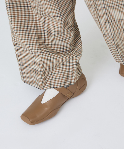 Au BANNISTER（オゥバニスター）の「メリージェーンスニーカー（スニーカー・レディース・キャメル/その他/ブラック・35/36/37/38/39）」の10枚目の写真