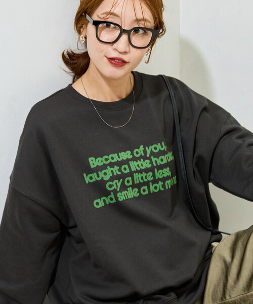 FREAK'S STORE（フリークスストア）の「限定展開　フロッキー ロゴ プリント 裏毛 スウェット（スウェット・レディース・ブラック/ナチュラル/ダークブラウン/ブルー/グレー・ﾌﾘ-）」の2枚目の写真