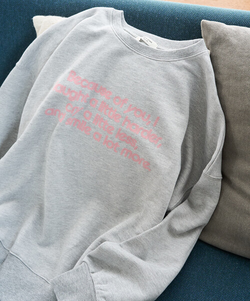 FREAK'S STORE（フリークスストア）の「限定展開　フロッキー ロゴ プリント 裏毛 スウェット（スウェット・レディース・ブラック/ナチュラル/ダークブラウン/ブルー/グレー・ﾌﾘ-）」の7枚目の写真