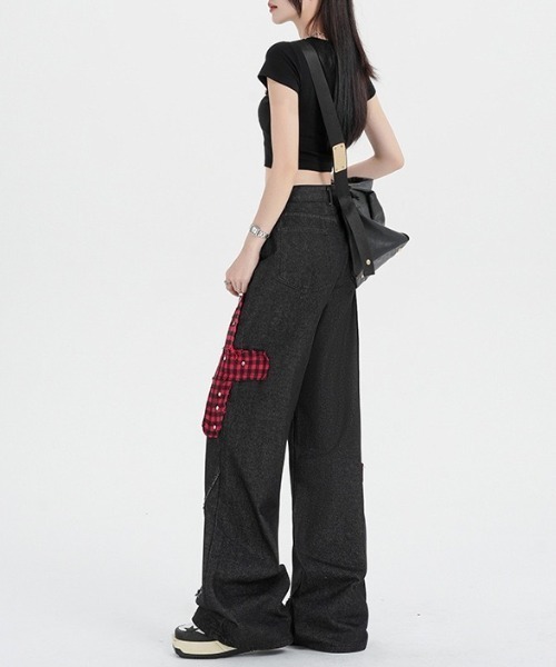 gossip!ロサンゼルス(ゴシップロサンゼルス)の「チェックアクセントエクストリームワイド デコラティブデニムパンツ(デニムパンツ・レディース・ブラック・M/S)」の7枚目の写真