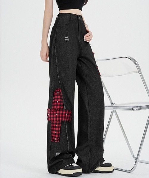 gossip!ロサンゼルス(ゴシップロサンゼルス)の「チェックアクセントエクストリームワイド デコラティブデニムパンツ(デニムパンツ・レディース・ブラック・M/S)」の15枚目の写真