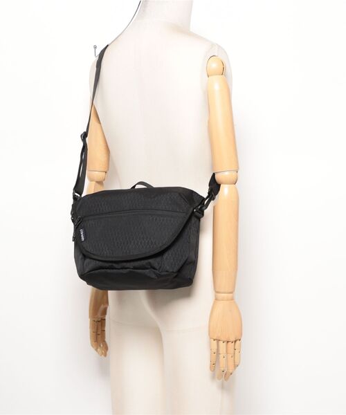 ARCHIVER(アーカイバ)の「【63】【GRAMICCI】MULTI SIDE BAG(ショルダーバッグ・メンズ・ブラック・FREE)」の10枚目の写真
