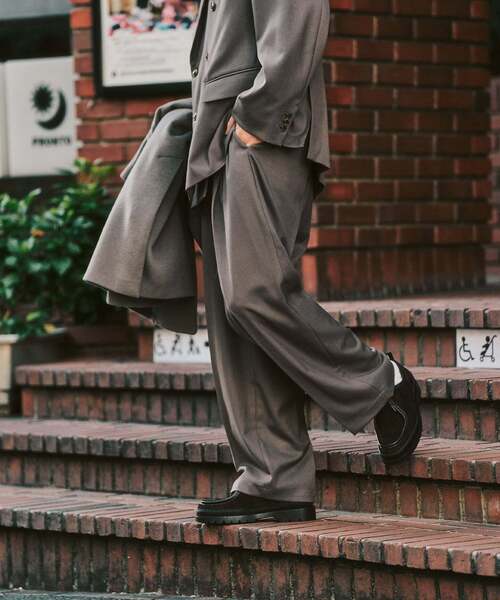 EDIFICE ワルツツイルセットアップ M トラベルスーツ グレージュ