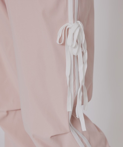 REDYAZEL（レディアゼル）の「サイドリボンラインパラシュートパンツ（その他パンツ・レディース・ピンク/ライトグレー/ブラック/キナリ・FREE）」の21枚目の写真