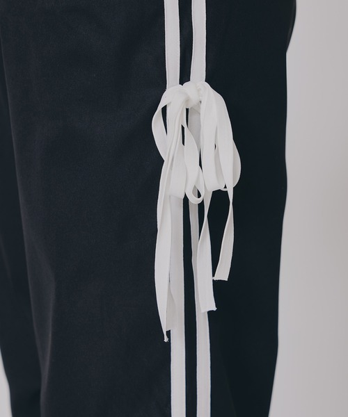 REDYAZEL（レディアゼル）の「サイドリボンラインパラシュートパンツ（その他パンツ・レディース・ピンク/ライトグレー/ブラック/キナリ・FREE）」の14枚目の写真