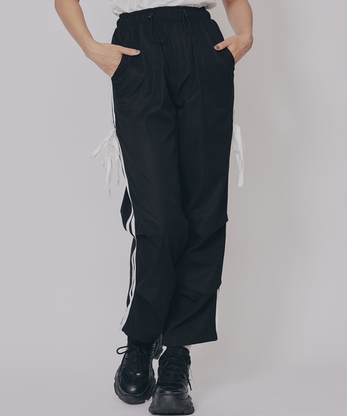 REDYAZEL（レディアゼル）の「サイドリボンラインパラシュートパンツ（その他パンツ・レディース・ピンク/ライトグレー/ブラック/キナリ・FREE）」の19枚目の写真