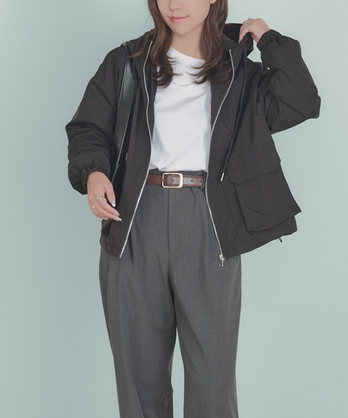 H.TOKYO（エイチトウキョウ）の「ショート丈 ナイロンジップアップジャケット（ブルゾン・レディース・ベージュ/ブラック・FREE）」の8枚目の写真