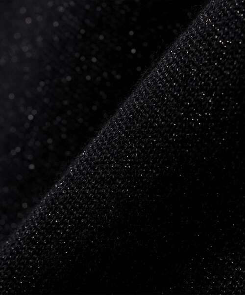 SHIPS(シップス)の「SHIPS Primary Navy Label:〈手洗い可能〉VICTORIA ラメ カーディガン(カーディガン/ボレロ・レディース・シルバー/ブラック/ゴールド・ONE SIZE)」の4枚目の写真