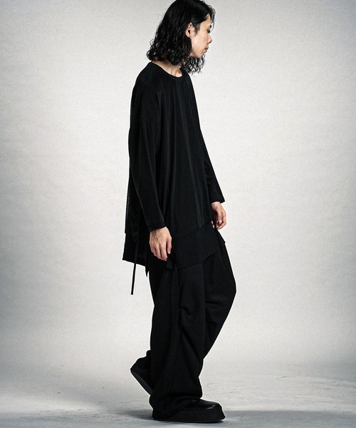 NO ID.(ノーアイディ)の「【NO ID.】Layered Crew-Neck Big Pullover / レイヤード クルーネック ビッグ プルオーバー(Tシャツ/カットソー・メンズ・グレー/その他23/ブラック・ONE SIZE)」の7枚目の写真