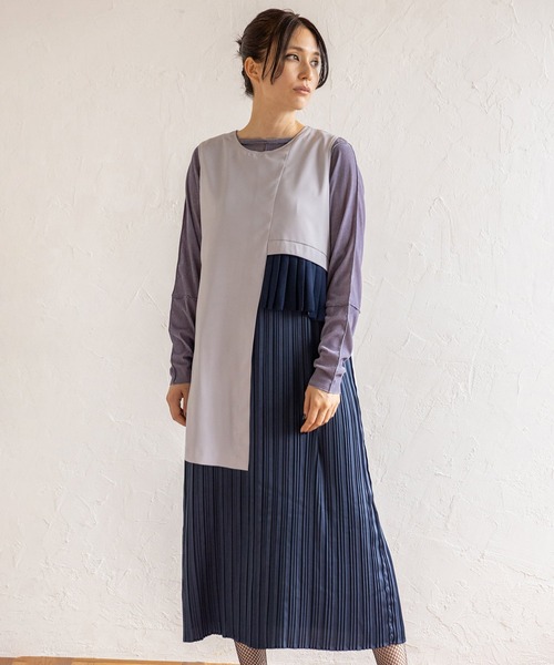 OSMOSIS(オズモーシス)の「2WAYレイヤードプリーツワンピース(ワンピース・レディース・その他/ブラック/ライトグレー・ONE SIZE)」の1枚目の写真