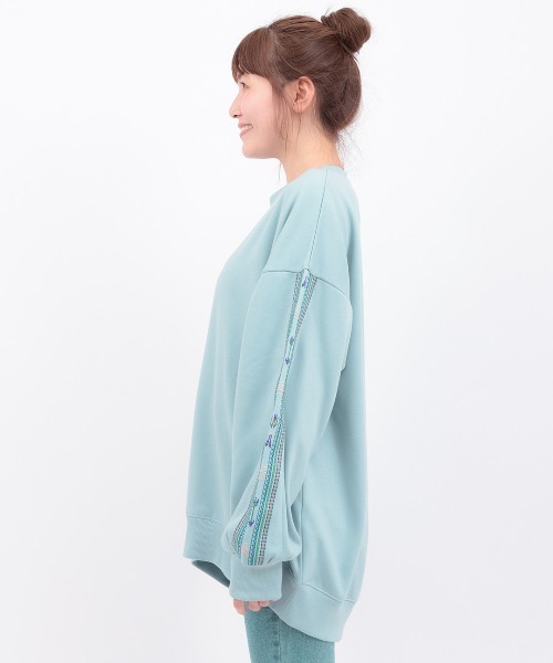 チチカカ(チチカカ)の「裏シャギー刺繍ポカクルーネックプルオーバー(スウェット・レディース・ブラック/アイボリー/ライトブルー・FREE)」の18枚目の写真