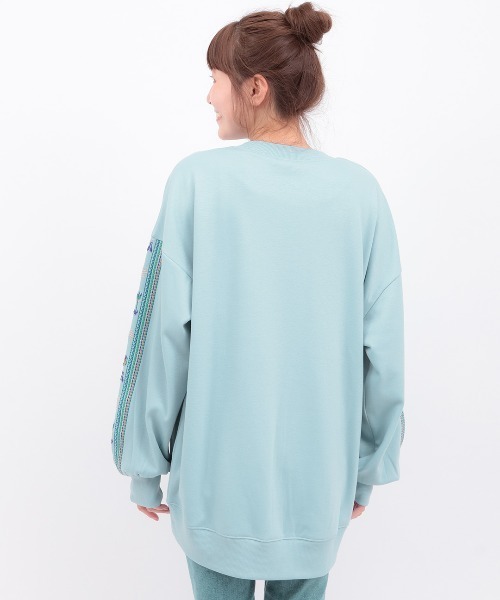 チチカカ(チチカカ)の「裏シャギー刺繍ポカクルーネックプルオーバー(スウェット・レディース・ブラック/アイボリー/ライトブルー・FREE)」の17枚目の写真