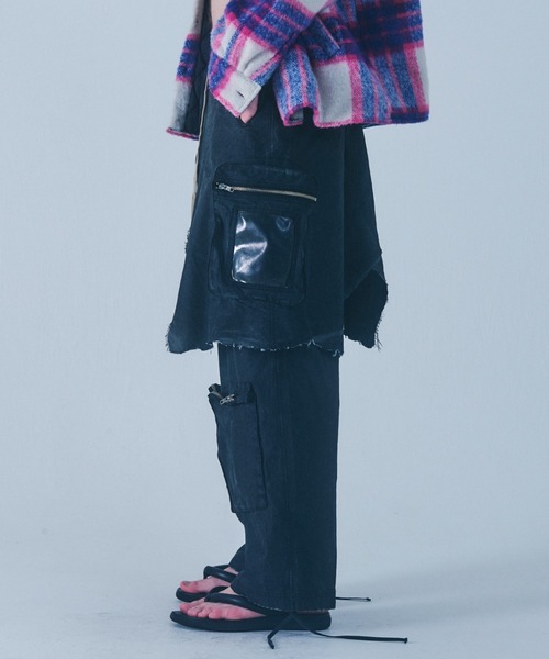 FR(13)NDS（フレンズ）の「FR(13)NDS /フレンズ/Fake Latyered Cargo Pants（カーゴパンツ・メンズ・カーキ/ブラック・L/M）」の3枚目の写真