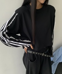 レースライン入りクロップド丈スウェット