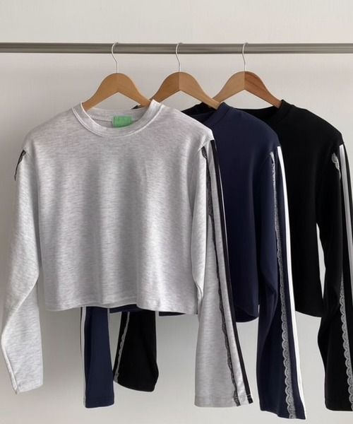 Doula Doula(ドゥーラドゥーラ)の「レースライン入りクロップド丈スウェット(Tシャツ/カットソー・レディース・ブラック/ネイビー/ライトグレー・FREE)」の16枚目の写真