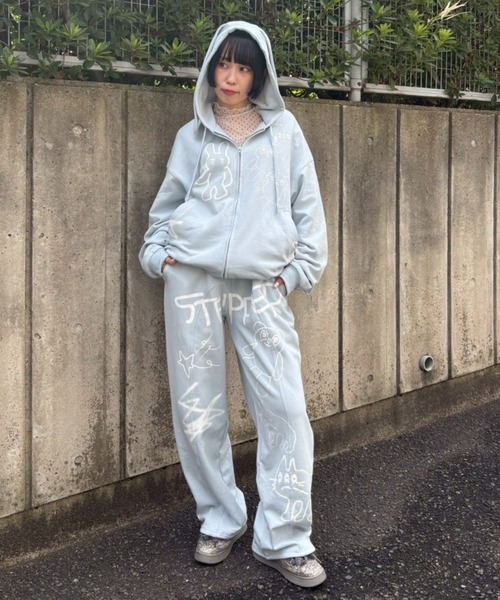 Candy Stripper（キャンディストリッパー）の「GRAFFITI PRINT フーディー（パーカー・レディース・ブラック/ブルー/ヘザーグレー・FREE）」の18枚目の写真