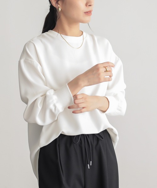 for/c(フォーシー)の「ジョーゼットきれいめカジュアルロングスリーブブラウス【サスティナブル】(Tシャツ/カットソー・レディース・ブラック/オフホワイト・M/L)」の4枚目の写真