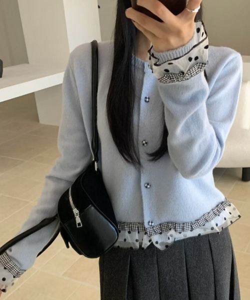 Sibra（シブラ）の「ドットチュール×チェックフリルレイヤード風カーディガン（カーディガン/ボレロ・レディース・ブラック/ブルー/グレー/アイボリー/イエロー/レッド/ピンク・M）」の9枚目の写真