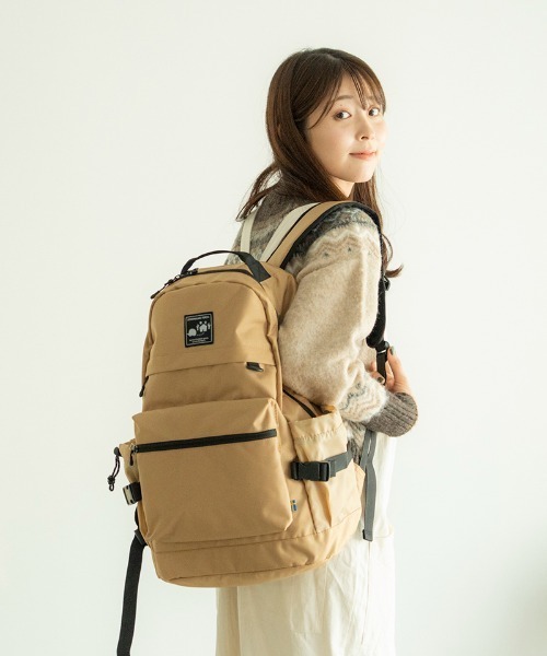 SCANDINAVIAN FOREST(スカンジナビアン・フォレスト)の「NEWアクティブデイパック<撥水加工>(バックパック/リュック・レディース・ブラック/カーキ/ネイビー/ベージュ/グレー・FREE)」の3枚目の写真