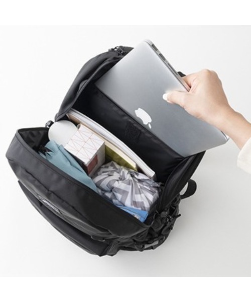 SCANDINAVIAN FOREST(スカンジナビアン・フォレスト)の「NEWアクティブデイパック<撥水加工>(バックパック/リュック・レディース・ブラック/カーキ/ネイビー/ベージュ/グレー・FREE)」の6枚目の写真