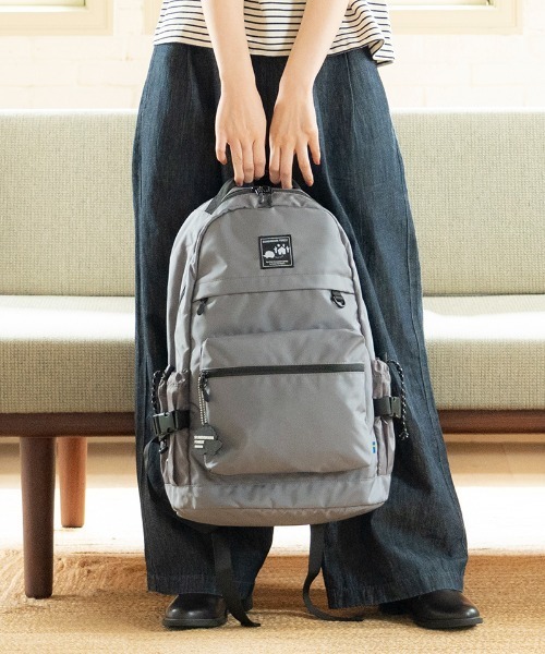 SCANDINAVIAN FOREST(スカンジナビアン・フォレスト)の「NEWアクティブデイパック<撥水加工>(バックパック/リュック・レディース・ブラック/カーキ/ネイビー/ベージュ/グレー・FREE)」の11枚目の写真