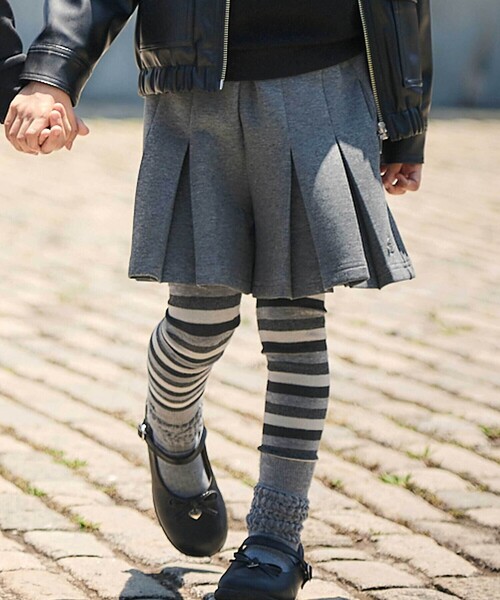 BeBe（ベベ）の「マルチボーダーレギンス+ショートルーズソックスセット(80~140cm)（レギンス/スパッツ・キッズ・グレー系その他/パープル系その他・XS/L/S/M）」の12枚目の写真