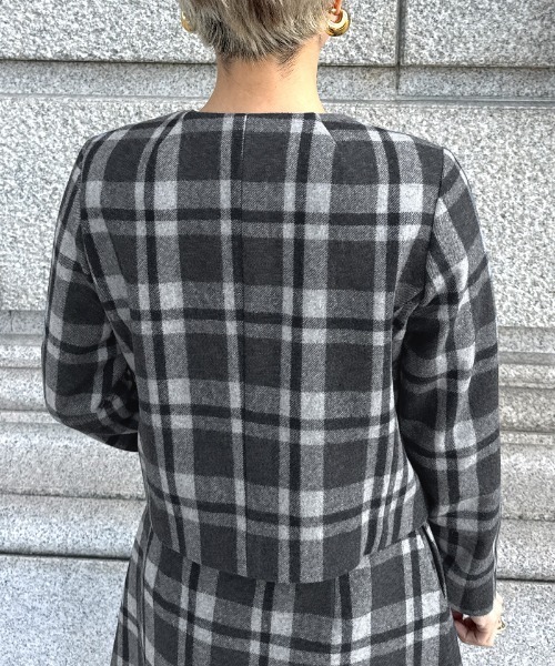 JENNE(ジェンヌ)の「JENNEチェックジャケット(その他アウター・レディース・ネイビー/ブラック・LARGE/MEDIUM/SMALL)」の5枚目の写真