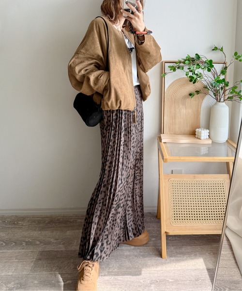 CURA CLOSET（キュラ クローゼット）の「【ema.217 select】フェイクスエードブルゾン（ブルゾン・レディース・ベージュ/カーキ/ブラック/キャメル/ブラウン・フリー）」の6枚目の写真