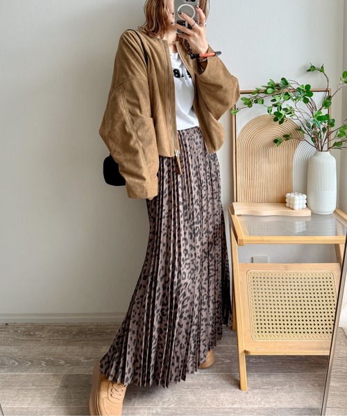 CURA CLOSET（キュラ クローゼット）の「【ema.217 select】フェイクスエードブルゾン（ブルゾン・レディース・ベージュ/カーキ/ブラック/キャメル/ブラウン・フリー）」の14枚目の写真