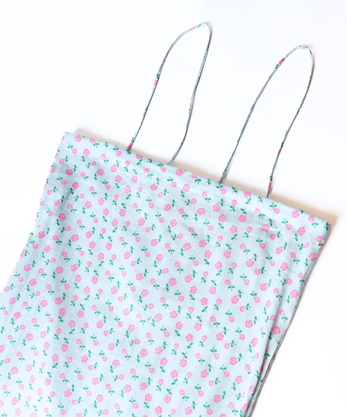 HOLIDAY（ホリデイ）の「FLOWER RUFFLE STRAP DRESS フラワーワッフルストラップドレス（ワンピース・レディース・ブルー・ONE SIZE）」の3枚目の写真