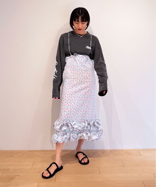 HOLIDAY（ホリデイ）の「FLOWER RUFFLE STRAP DRESS フラワーワッフルストラップドレス（ワンピース・レディース・ブルー・ONE SIZE）」の8枚目の写真