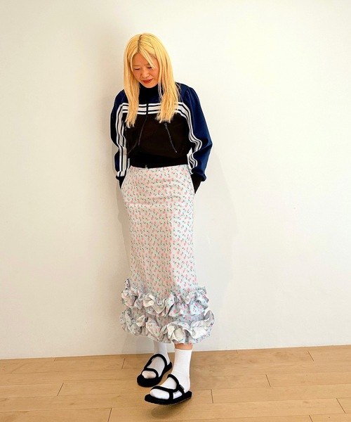 HOLIDAY（ホリデイ）の「FLOWER RUFFLE STRAP DRESS フラワーワッフルストラップドレス（ワンピース・レディース・ブルー・ONE SIZE）」の10枚目の写真