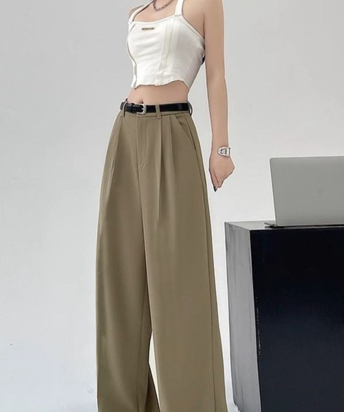 LETee(レティー)の「ツータックワイドレッグパンツ/ターンアップボトムス(その他パンツ・レディース・ブラック/ベージュ/ホワイト・S/M)」の5枚目の写真