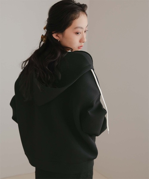 miette(ミエット)の「ダンボールダブルジップフードパーカー(パーカー・レディース・ブラック/グレー/ブラウン・L/M/S)」の17枚目の写真