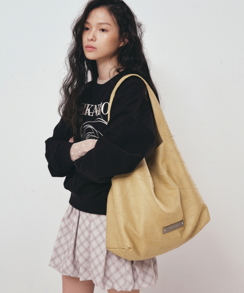 NICK&NICOLE（ニックアンドニコール）の「LEATHER WRINKLE TOTE BAG_BUTTER（トートバッグ・レディース・その他・FREE）」の2枚目の写真