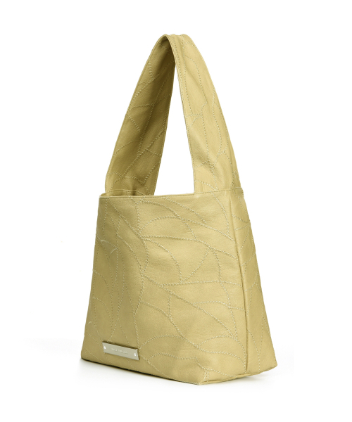 NICK&NICOLE（ニックアンドニコール）の「LEATHER WRINKLE TOTE BAG_BUTTER（トートバッグ・レディース・その他・FREE）」の6枚目の写真