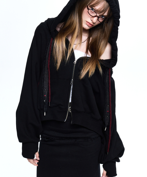 RSSC(アールエスエスシー)の「DENIM STRAP CROP HOOD ZIPUP - BLACK(パーカー・レディース・その他・1/2)」の4枚目の写真