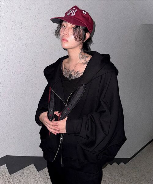RSSC(アールエスエスシー)の「DENIM STRAP CROP HOOD ZIPUP - BLACK(パーカー・レディース・その他・1/2)」の19枚目の写真