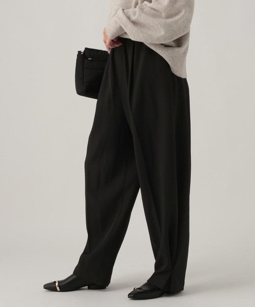 Elura（エルーラ）の「裾タックカーブパンツ/621811（その他パンツ・レディース・ホワイト/ブラック/ブラウン・FREE）」の14枚目の写真