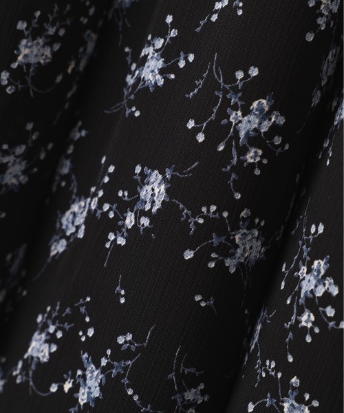JILL by JILL STUART(ジルバイジルスチュアート)の「◇小花柄ボウタイワンピース(ワンピース・レディース・ブラック系その他/ホワイト系その他・FREE)」の7枚目の写真