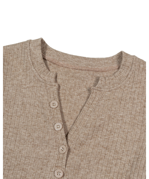 MOAA（モア）の「Henley Rib Knit Top (BEIGE)（ニット/セーター・レディース・その他・SMALL/MEDIUM）」の4枚目の写真