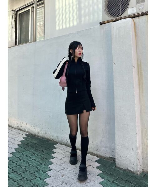 MUSINSA STANDARD WOMAN（ムシンサスタンダードウーマン）の「ウィメンズトラックニットジップアップ[ブラック]（ニット/セーター・レディース・その他・SMALL/MEDIUM/LARGE）」の10枚目の写真