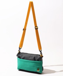 Duckster（ダックスター）の「【DUCKSTER/ダックスター】キャラクター刺繍 横型ショルダー（ショルダーバッグ）」